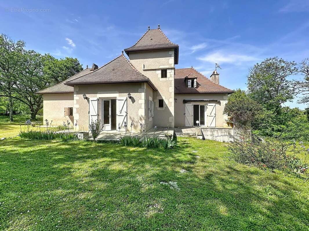 Maison 130 m² à Flaujac-Poujols  - photo 4