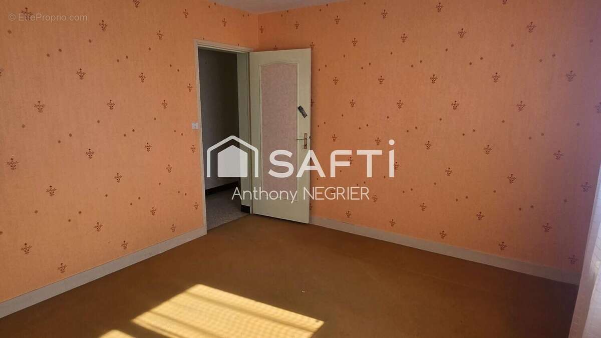 Photo 5 - Maison à SAINT-GEORGES-DES-GROSEILLERS
