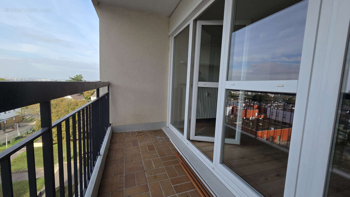 Appartement à LIMEIL-BREVANNES