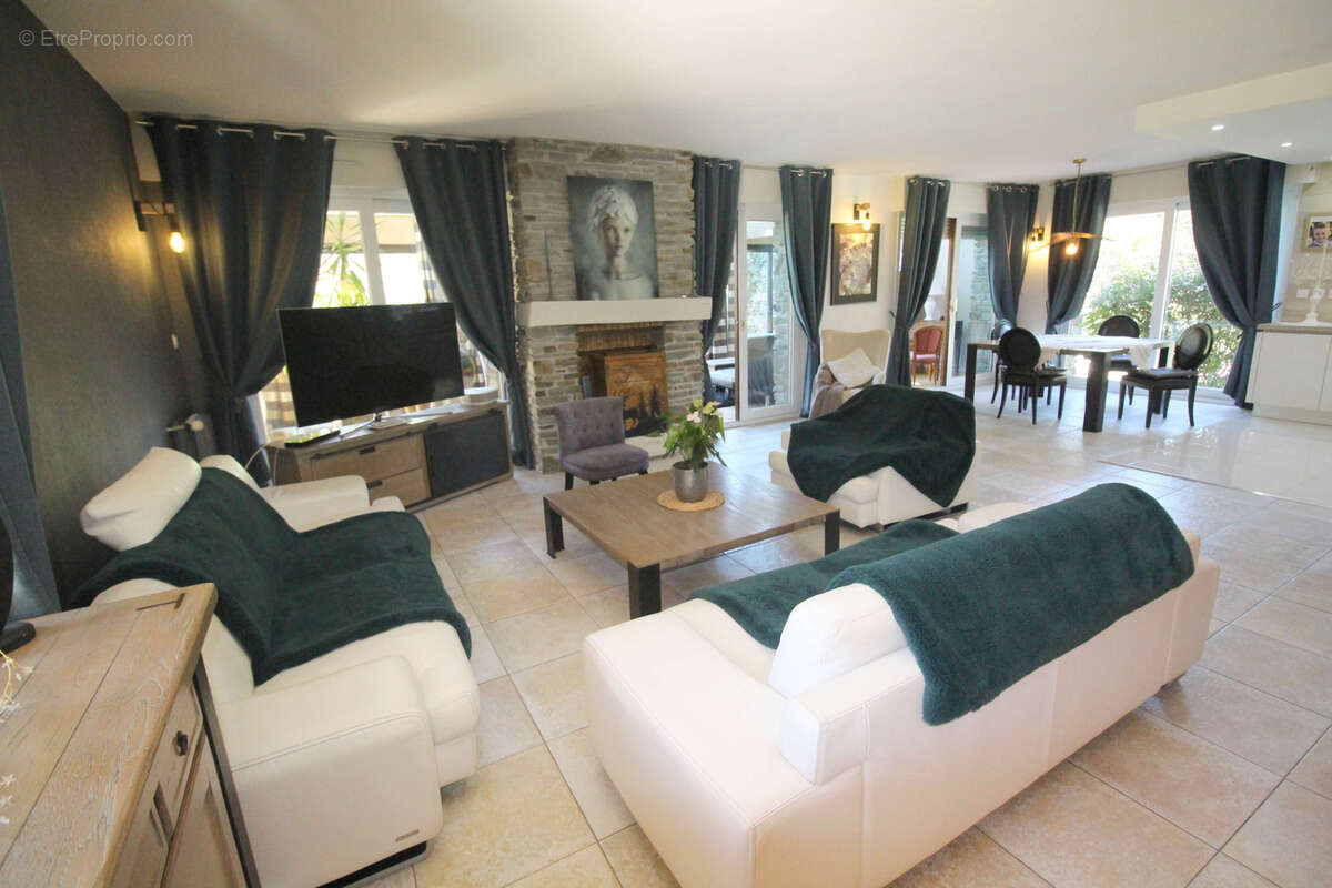 Maison à JUZET-DE-LUCHON