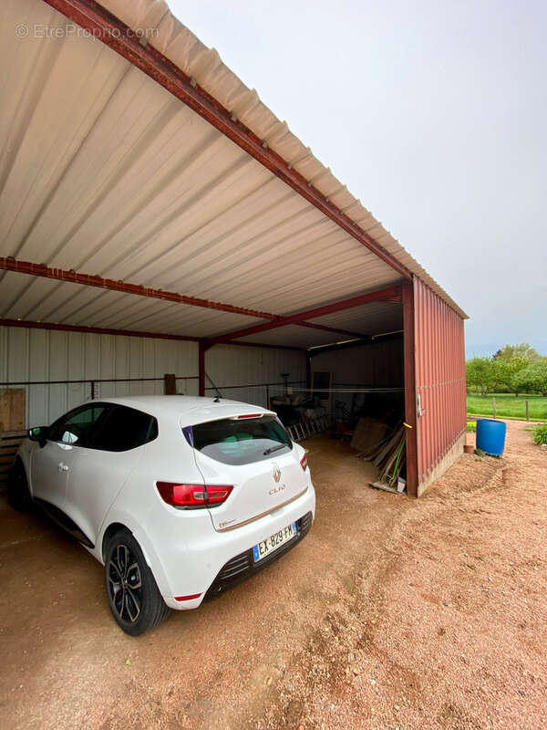 Maison à SAINT-CHRISTOPHE