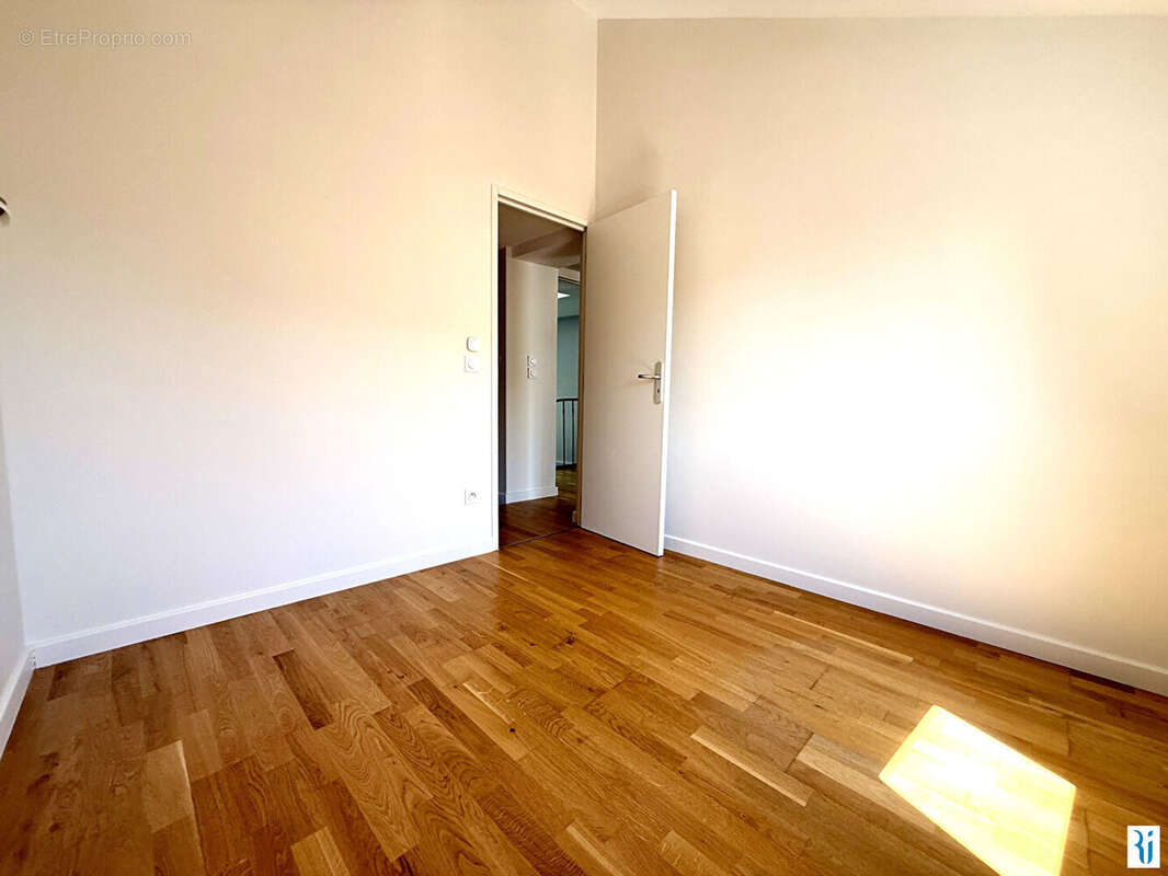Rouen centre - photo 10