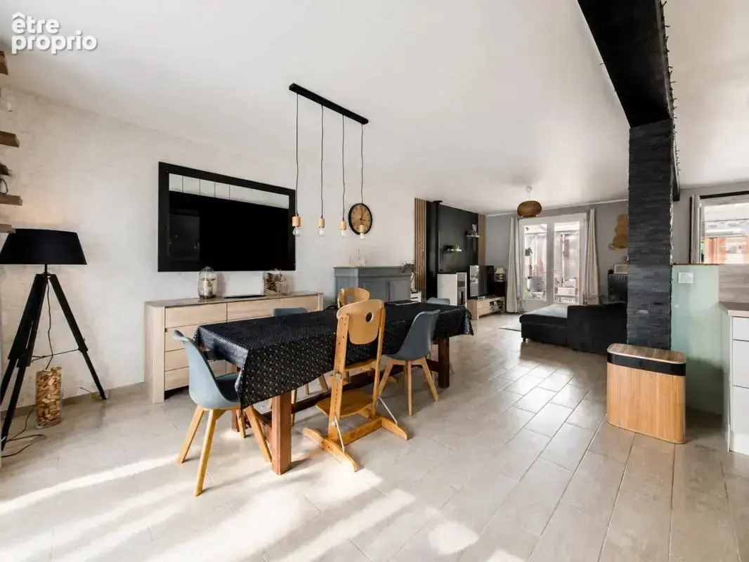 Maison de 6 pièces de 120 m² à Louannec - photo 5