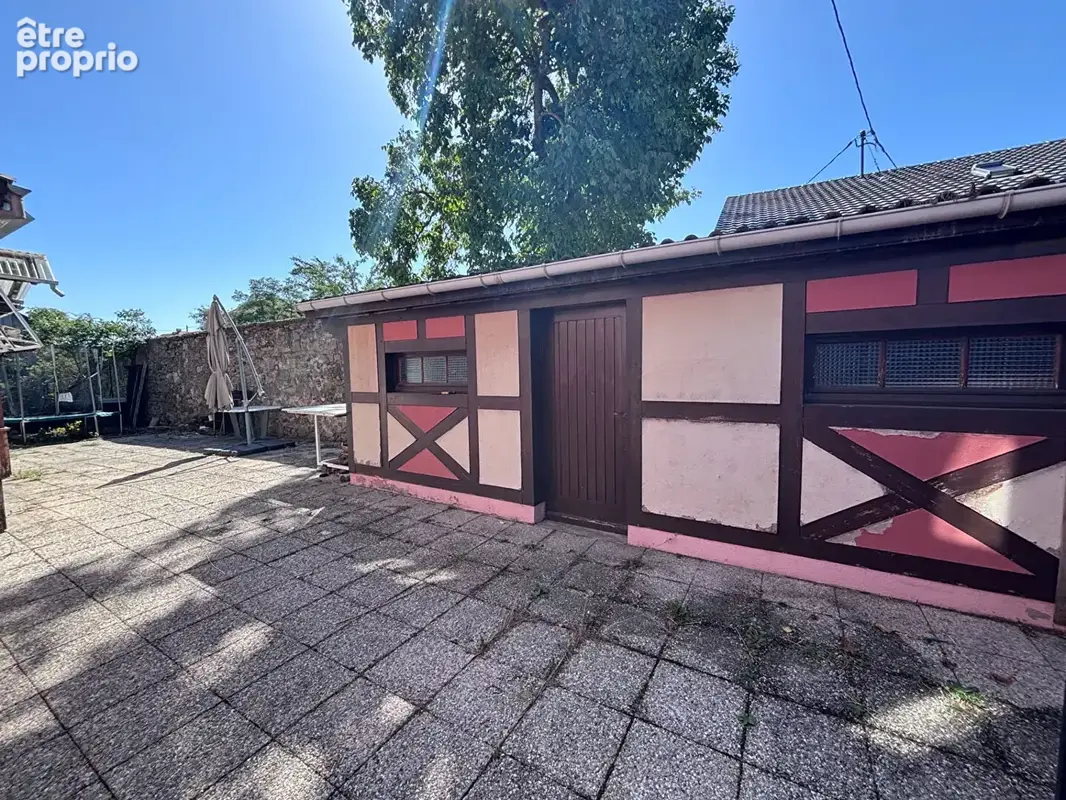 Maison individuelle à vendre à Cernay : le calme, l'espace et un brin de travaux pour les bricoleurs ! - photo 2
