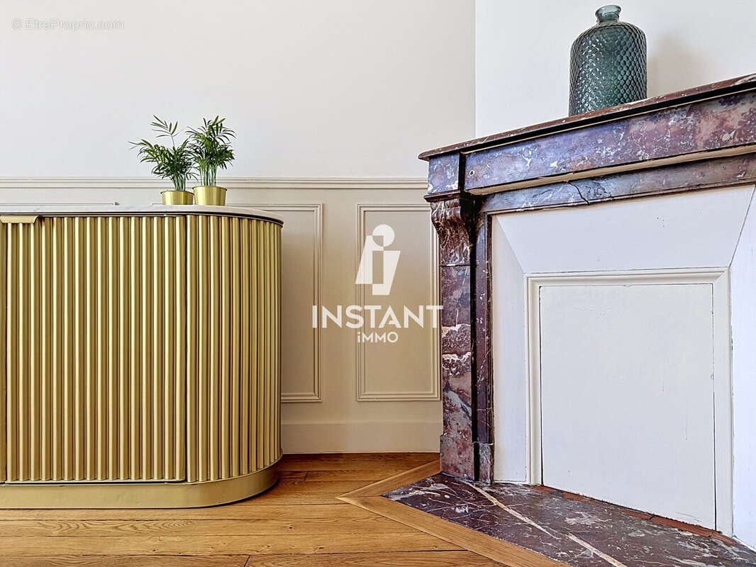 Appartement à LE PERREUX-SUR-MARNE
