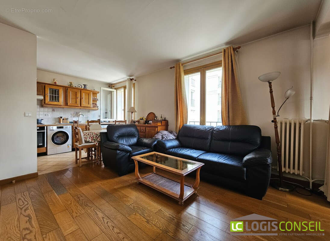 Appartement à MONTROUGE