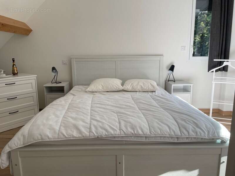 Maison récente 70 m² — Le Mont-Dore (Massif du Sancy) — 2 chambres — terrasse (22  m²)— grand garage (44 m²) - photo 13