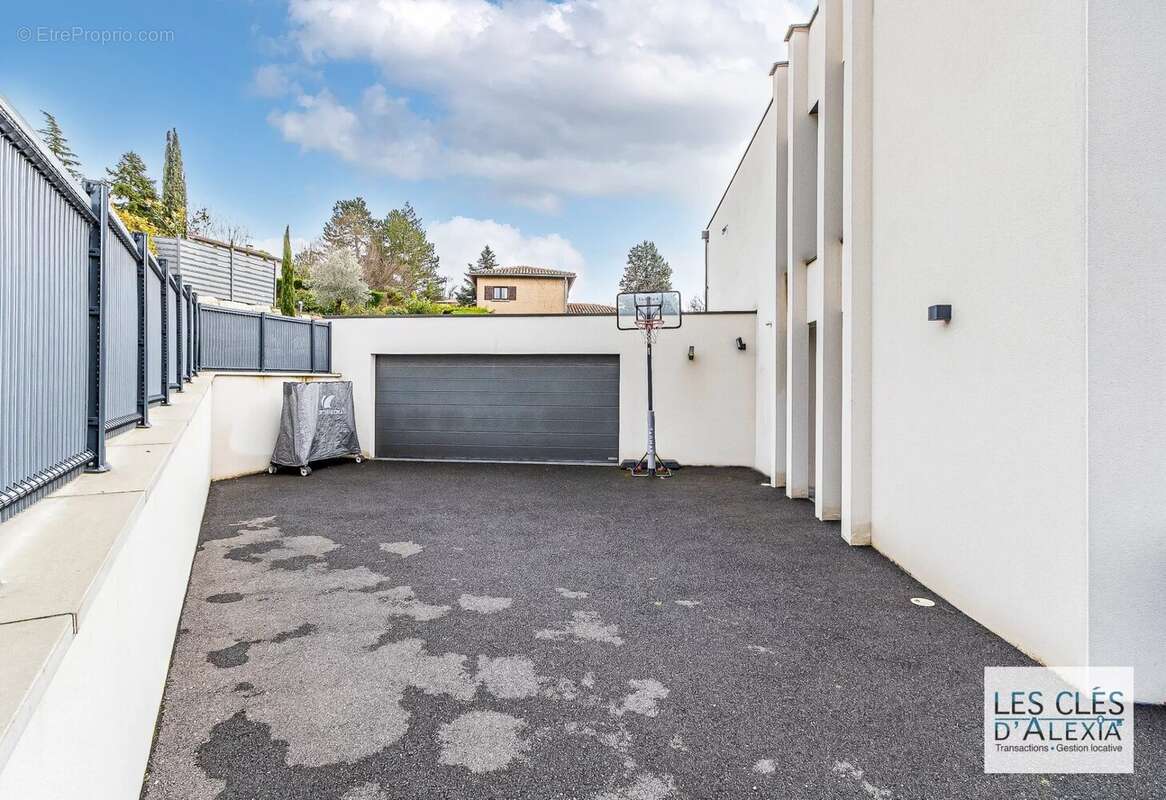 Maison à SAINT-DIDIER-AU-MONT-D'OR