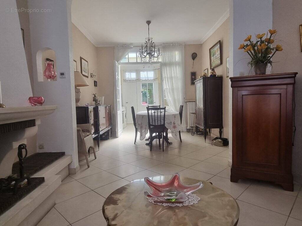 Maison à MARCQ-EN-BAROEUL