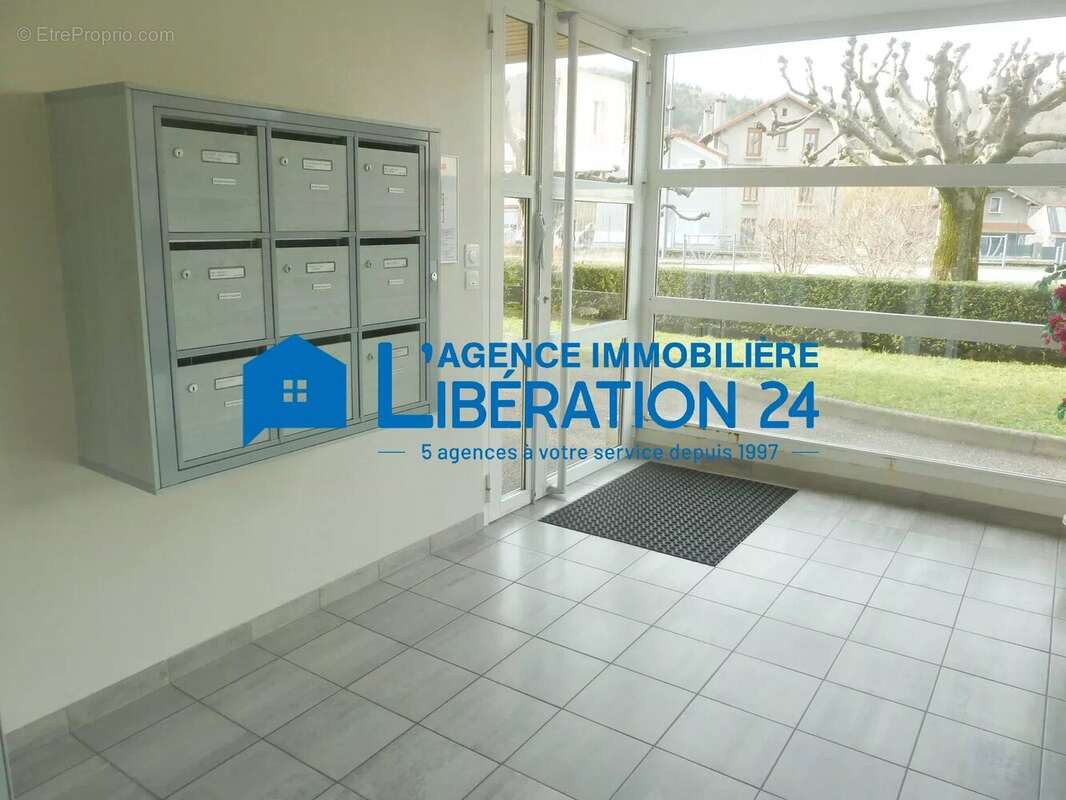 APPARTEMENT T2 56m²  Ascenseur +2terrasses+garage+parking+cave - photo 15