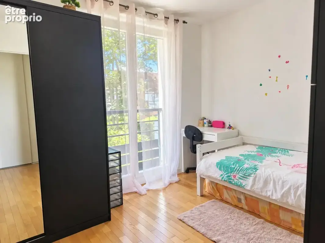 Appartement 4 pièces 76 m² à vendre à Voisins-Le-Bretonneux (78960) - photo 6