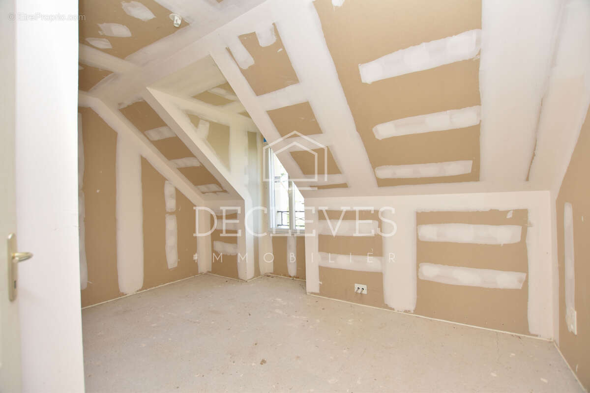 Maison Neuve de 150 m2 - 5 chambres et Sous-sol total -  Morainvilliers - - photo 18