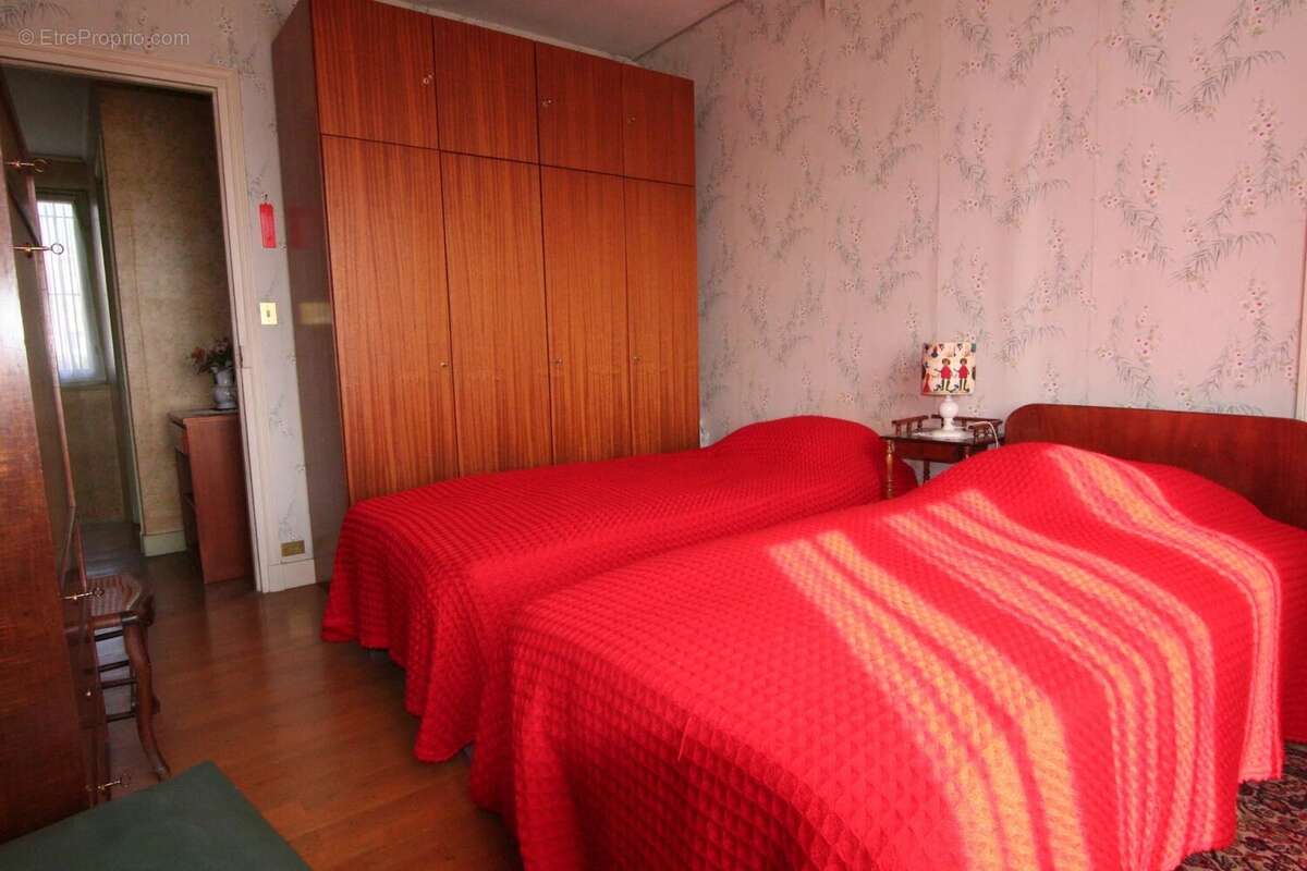 Maison à SAINT-CHERON