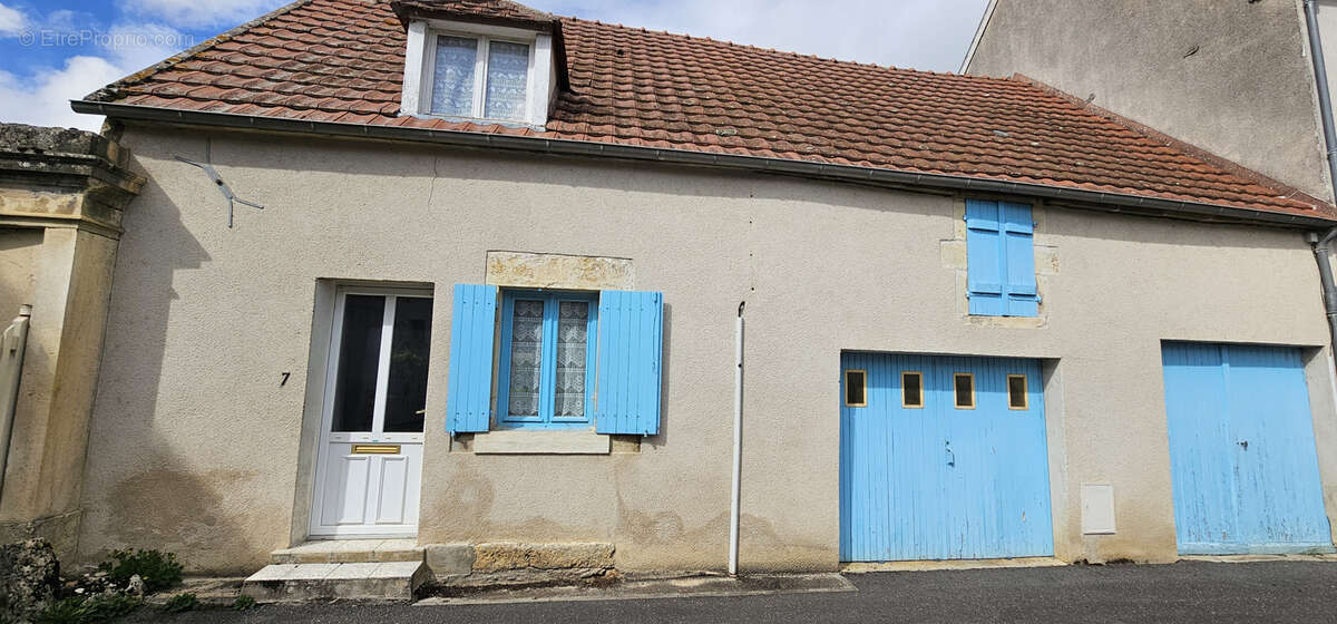 Maison à CORVOL-L'ORGUEILLEUX