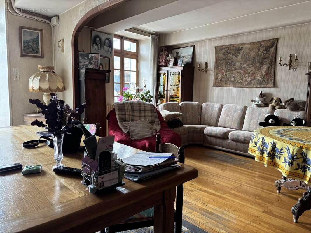 Maison à SAINT-DONAT-SUR-L'HERBASSE