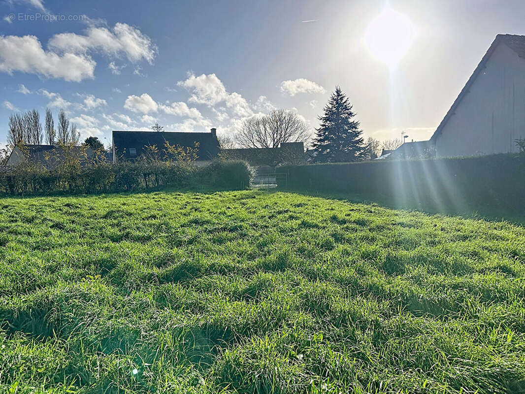 Terrain à SAINTE-MERE-EGLISE