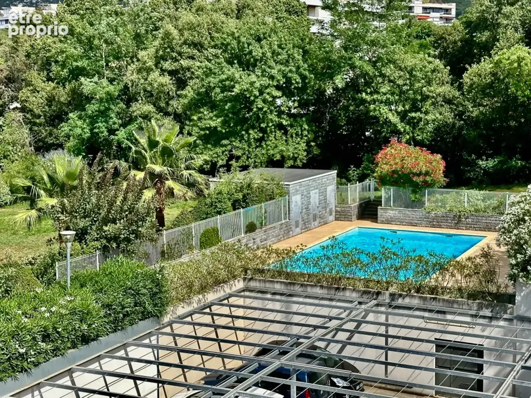 MARSEILLE 10EME, T4/5 de 100m2 avec Terrasse de 86m2, Double BOX Fermé et Place de Parking Privative - photo 6