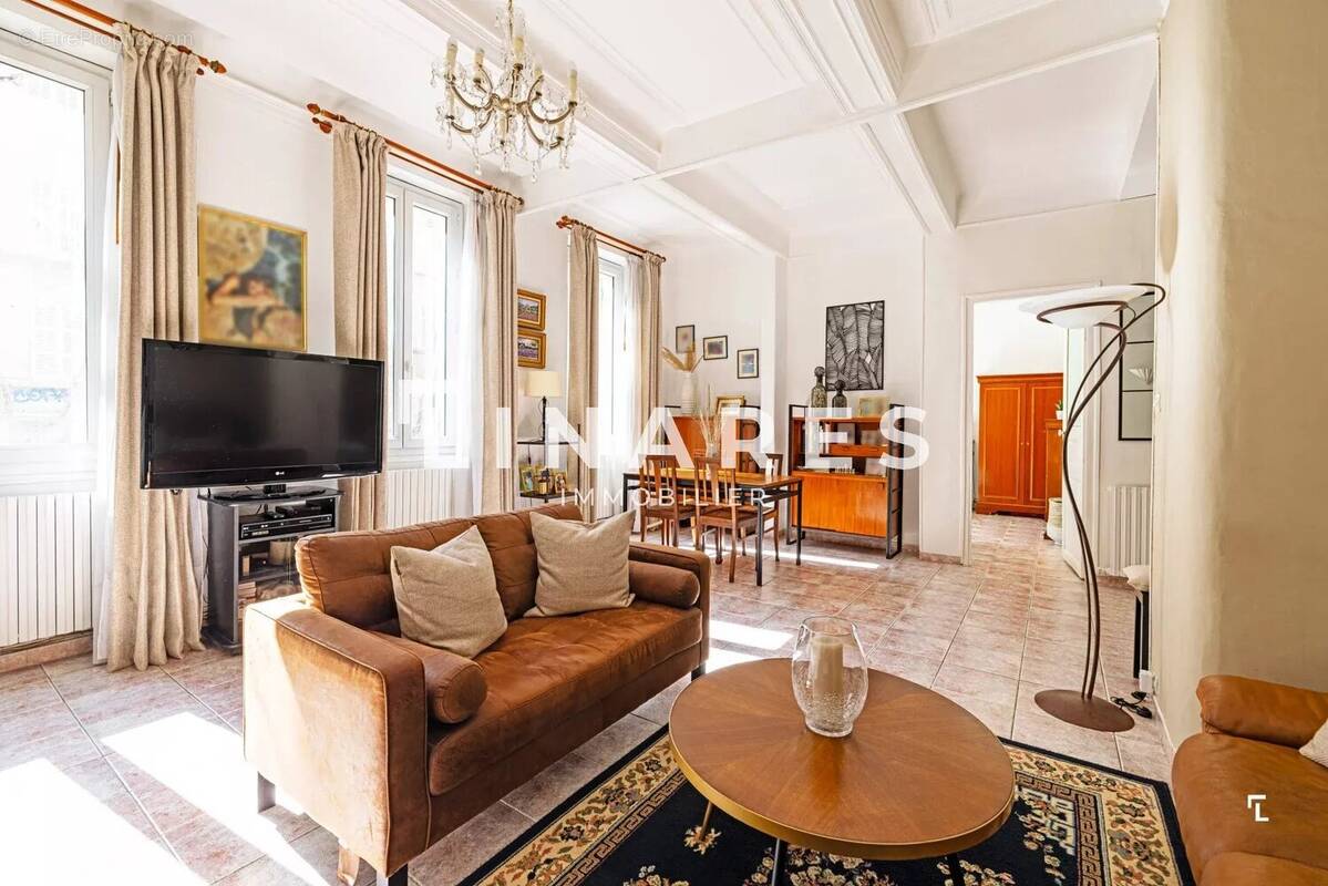 Appartement à MARSEILLE-1E