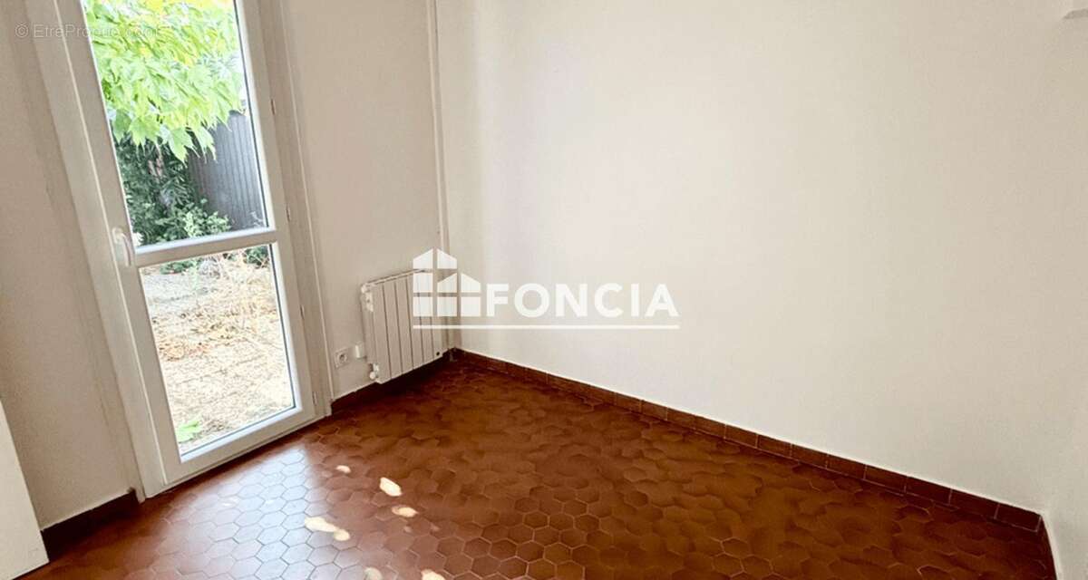 CANET SUD – Villa T3 avec Garage – Jardin - Terrasse – 400 m Plage – Résidence Arborée et Sécurisée - photo 6