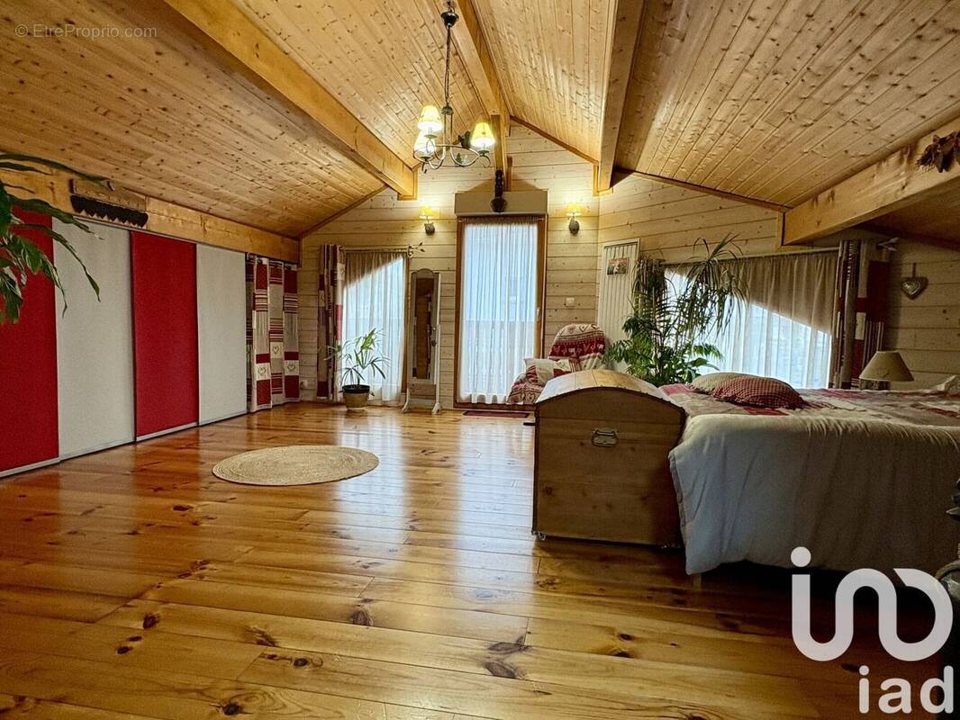 Photo 1 - Maison à HAUCOURT-MOULAINE