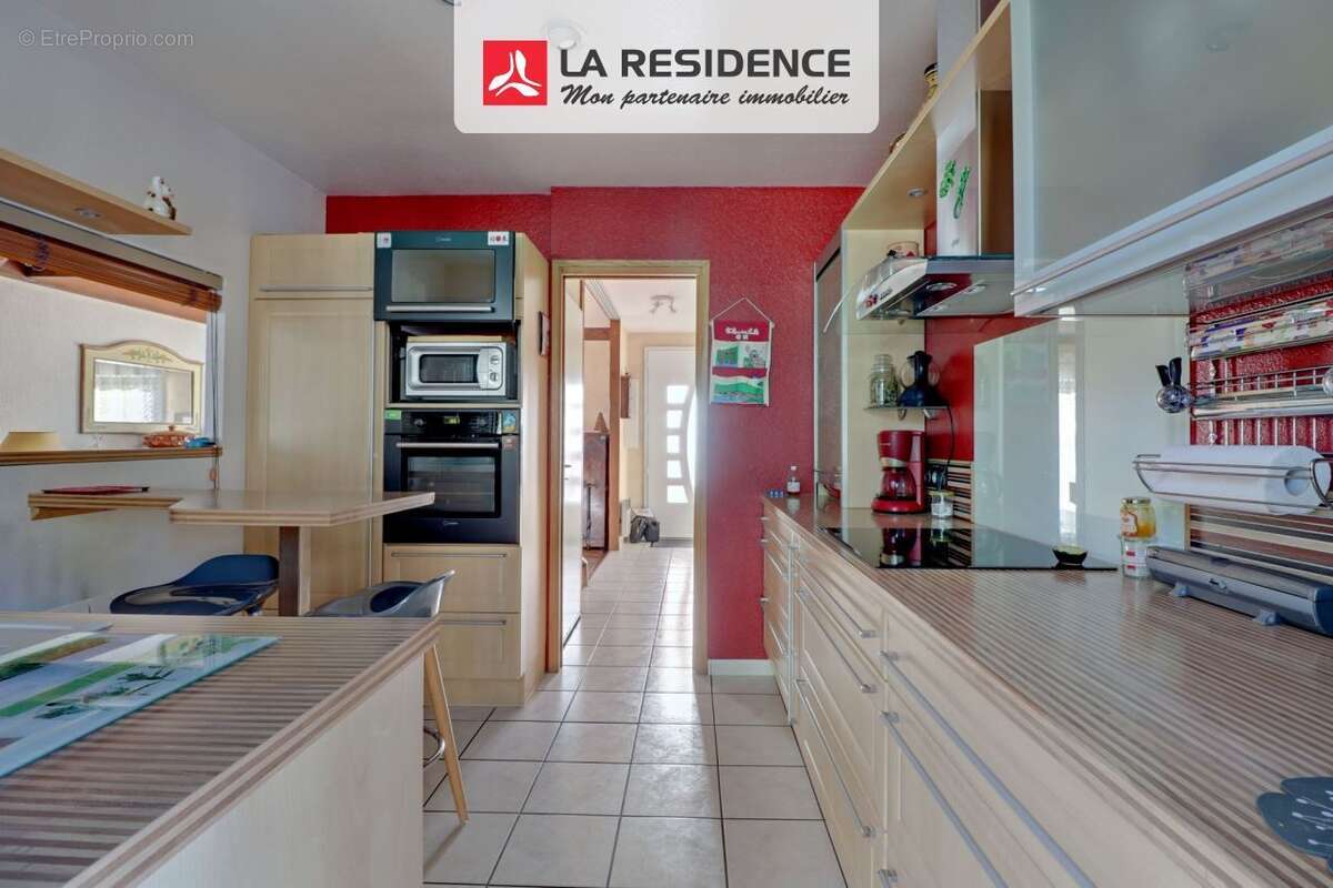 Maison à NEUVILLE-SUR-OISE