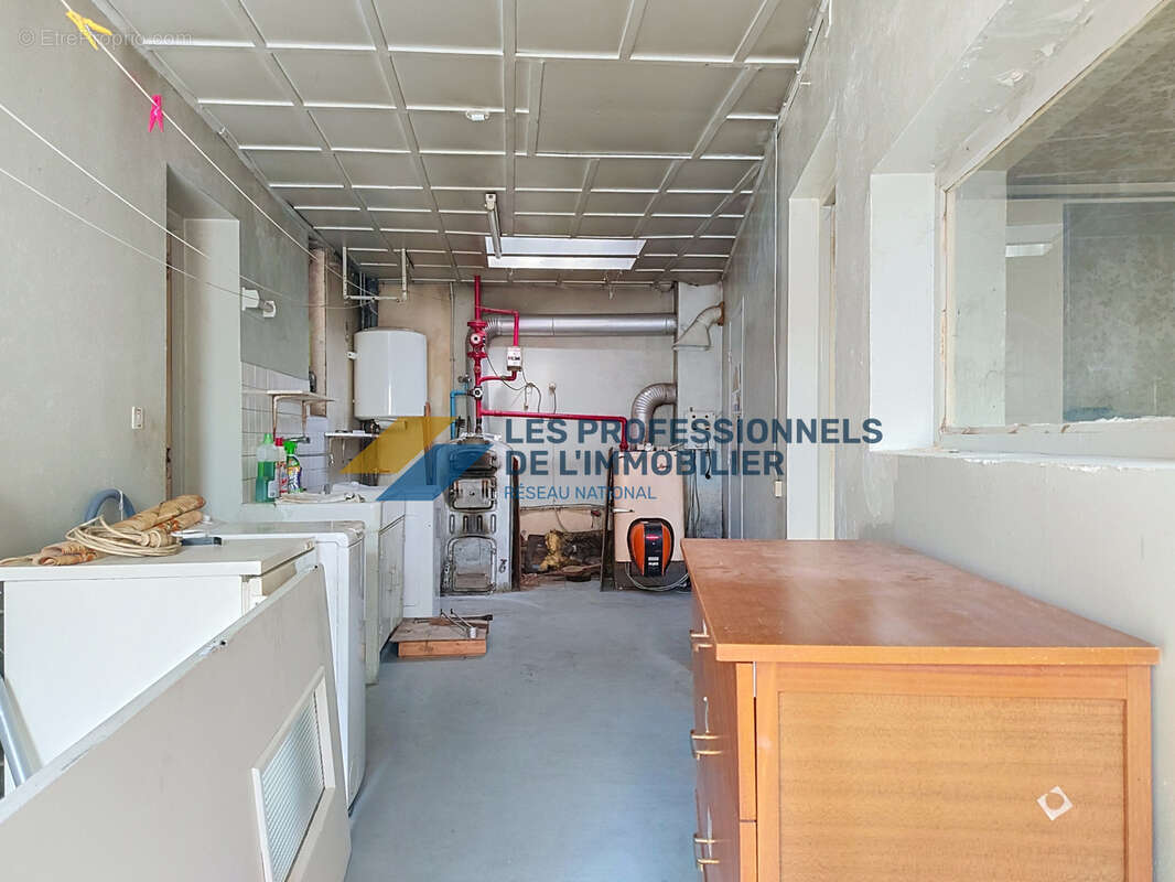 Maison de ville 141 m2 + dépendances / Amilly - photo 10