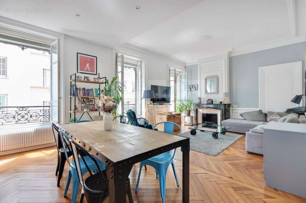 Appartement à LYON-6E