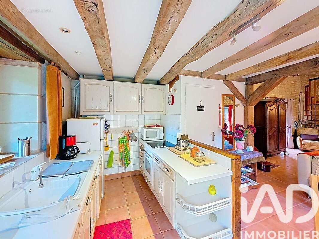 Maison 300 m² à Marce-Sur-Esves  - photo 5