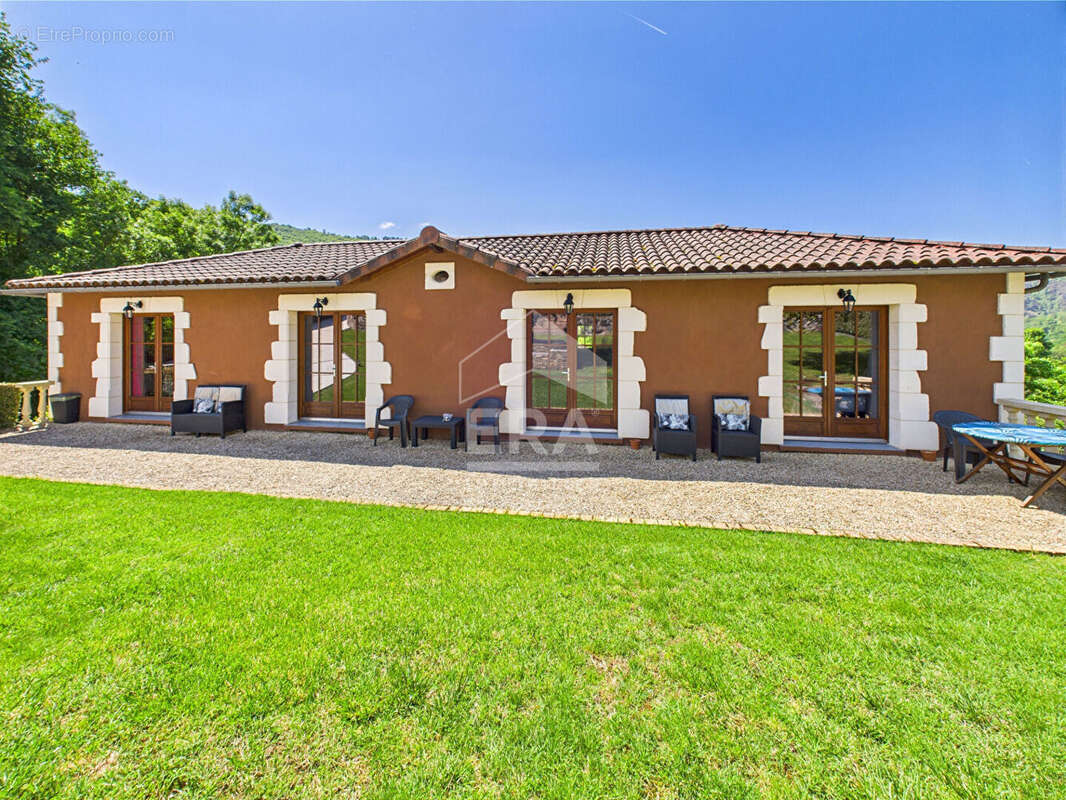 Demeure de Prestige 343m² à boisse-penchot - photo 13