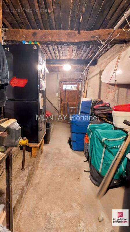 Maison à ROQUEBRUNE-SUR-ARGENS