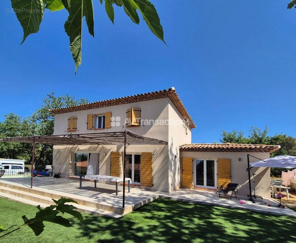 Maison à LORGUES