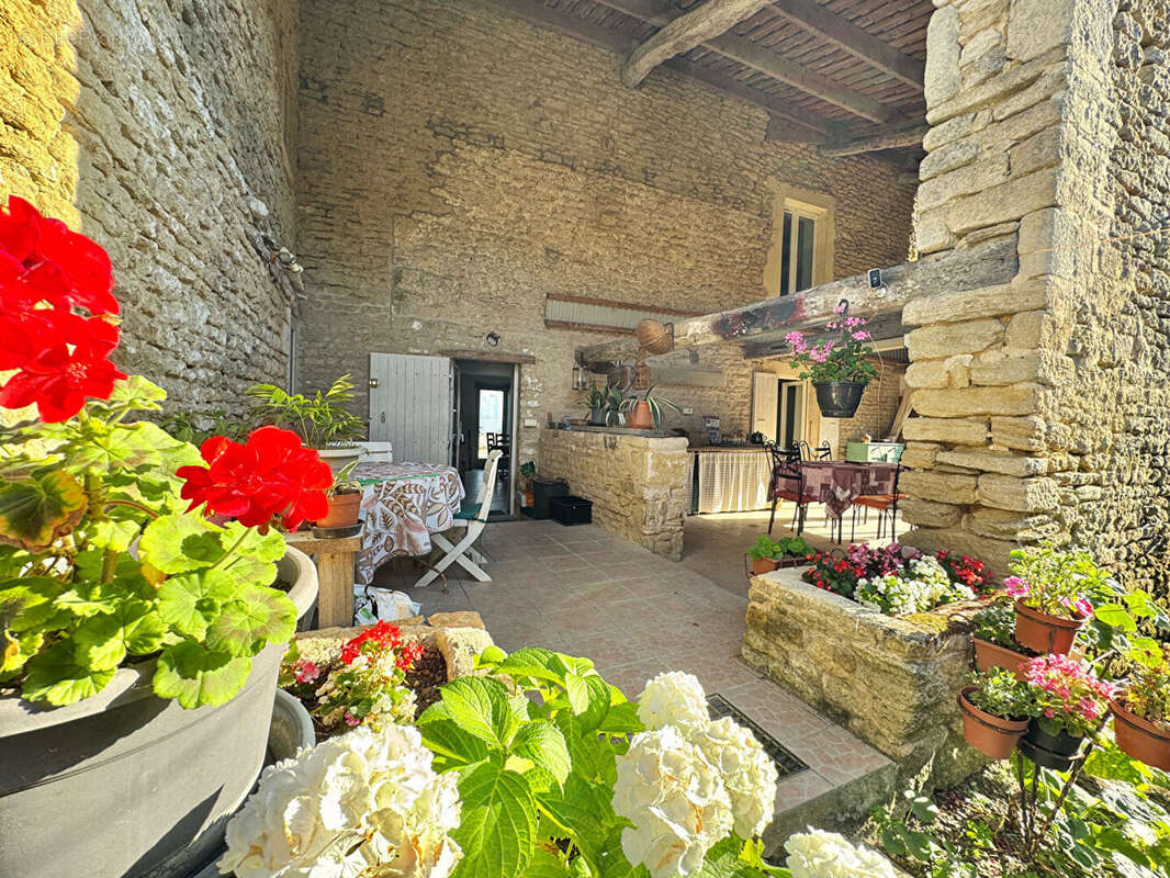Maison 140m² à la devise - photo 2