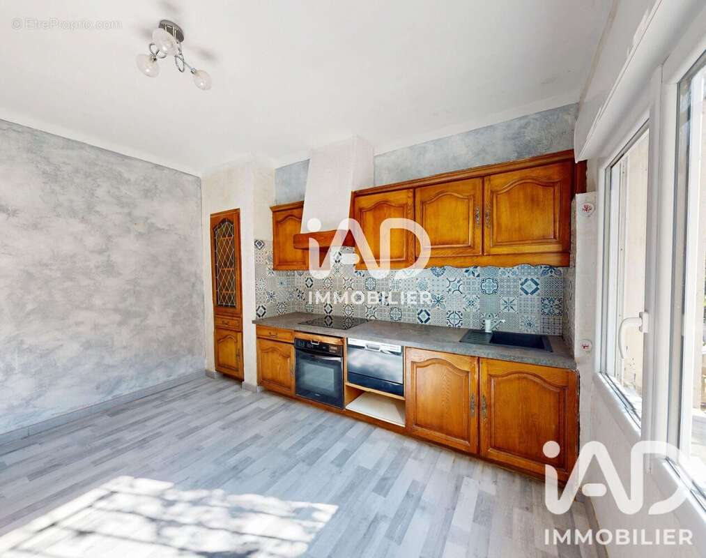 Maison 86 m² à Puissalicon  - photo 4