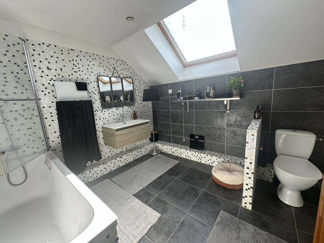 Maison à CANAPVILLE