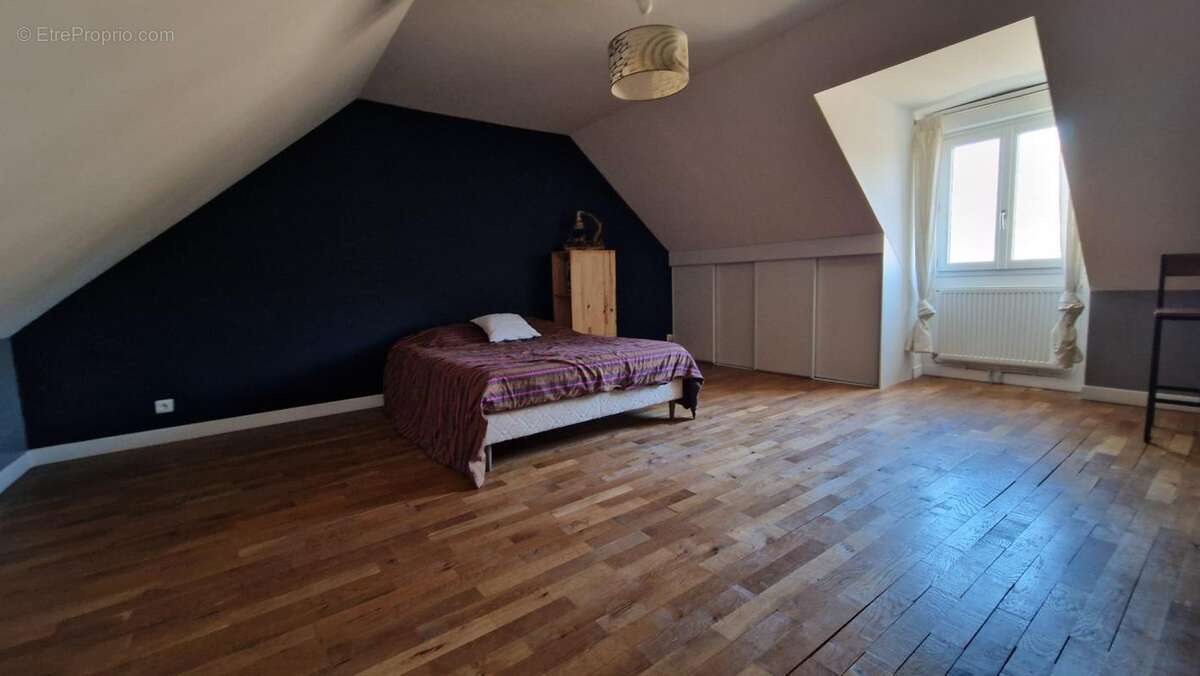 Maison à ROEZE-SUR-SARTHE