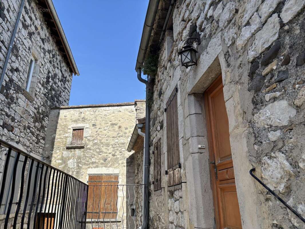 Maison 110 m² à Lavilledieu  - photo 5