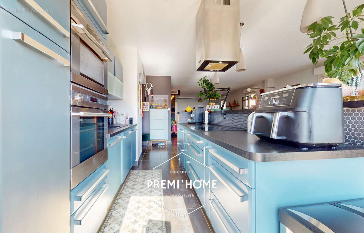 Appartement à MARSEILLE-8E