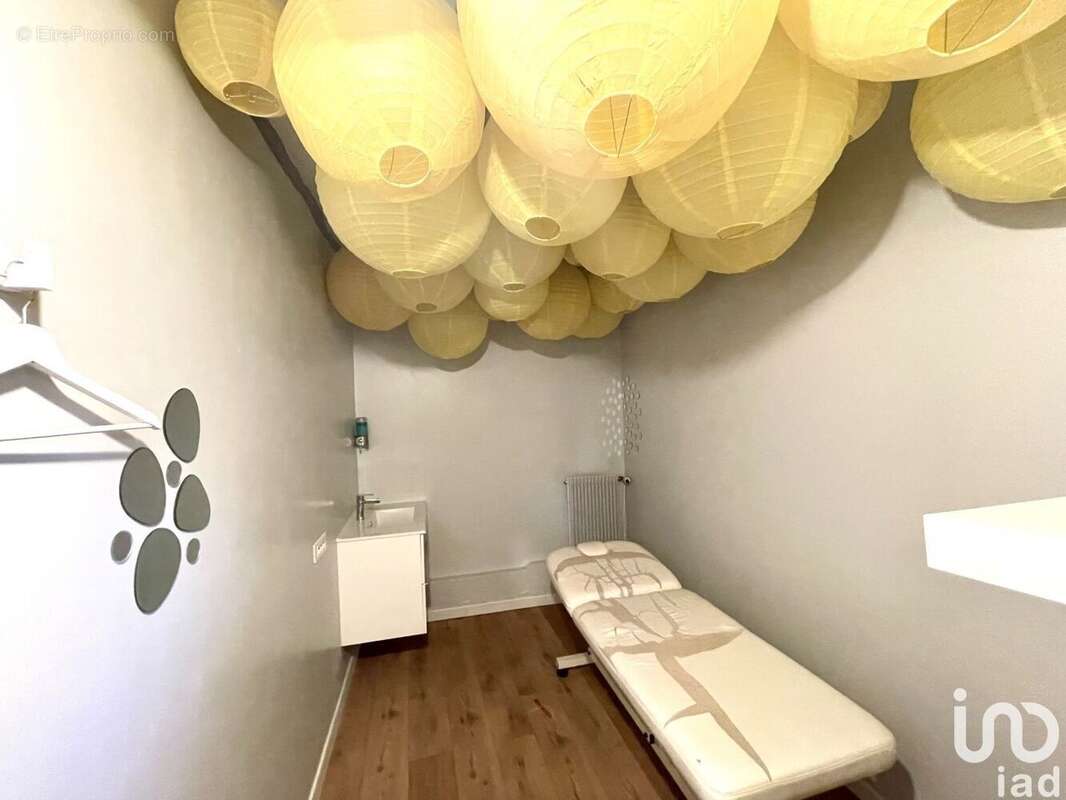 Photo 3 - Commerce à SAINT-VRAIN