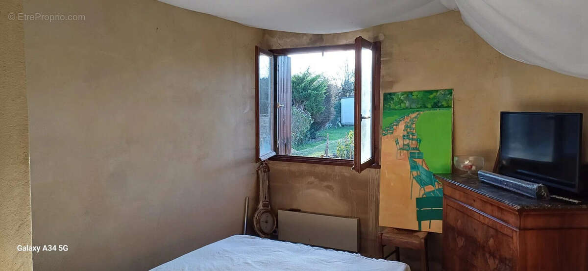 Chambre étage maison ARGENTENAY - Maison à ARGENTENAY