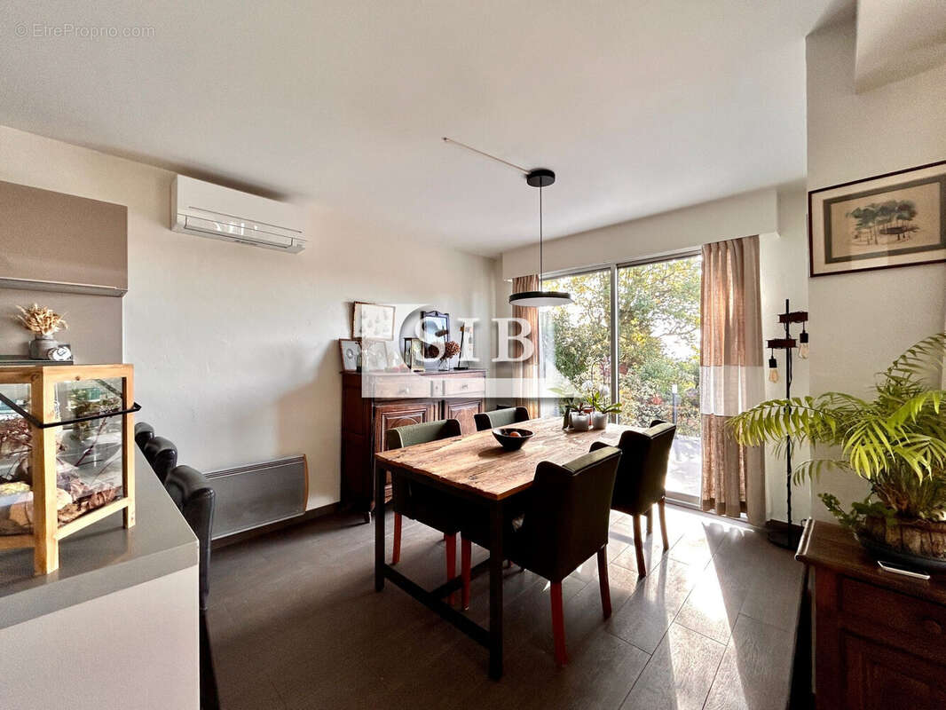 Maison à LA VILLE-DU-BOIS