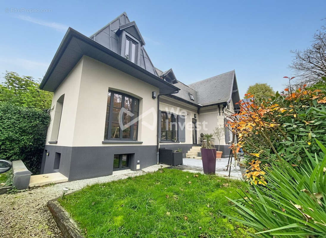 Maison à NOGENT-SUR-MARNE