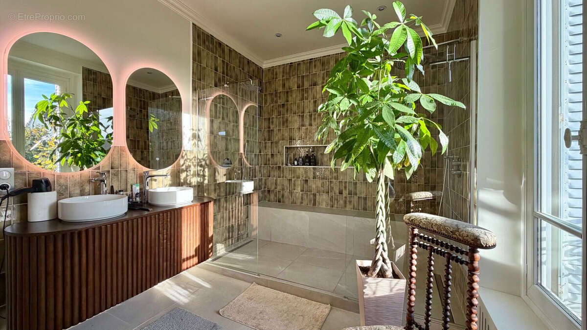 Maison à CORBEIL-ESSONNES