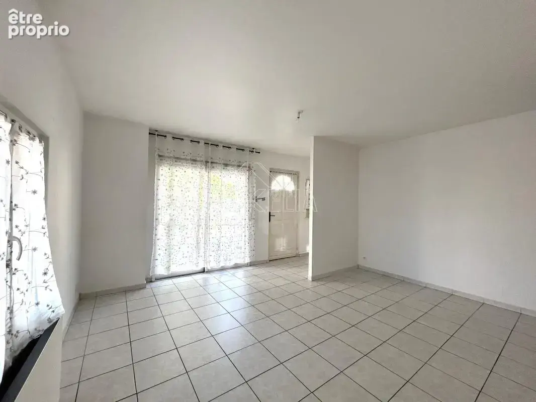 Appartement T3 de 64 m²  à Bonnières-sur-Seine, proche gare - photo 3
