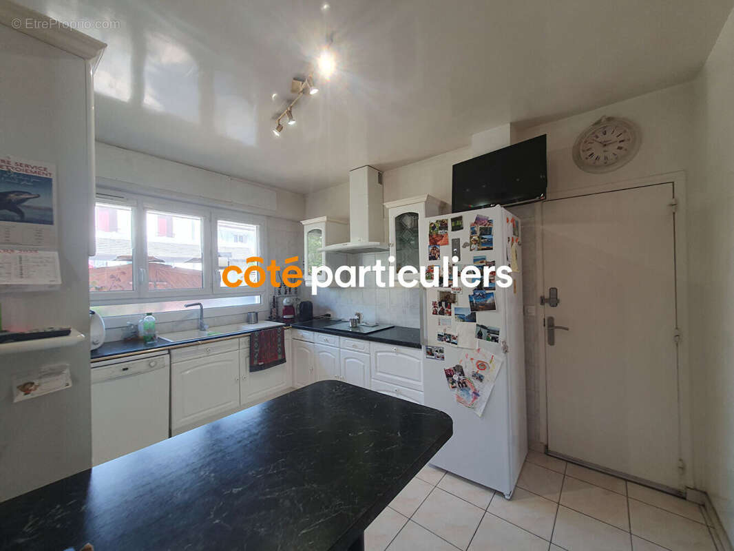 Maison à VILLENEUVE-LE-ROI