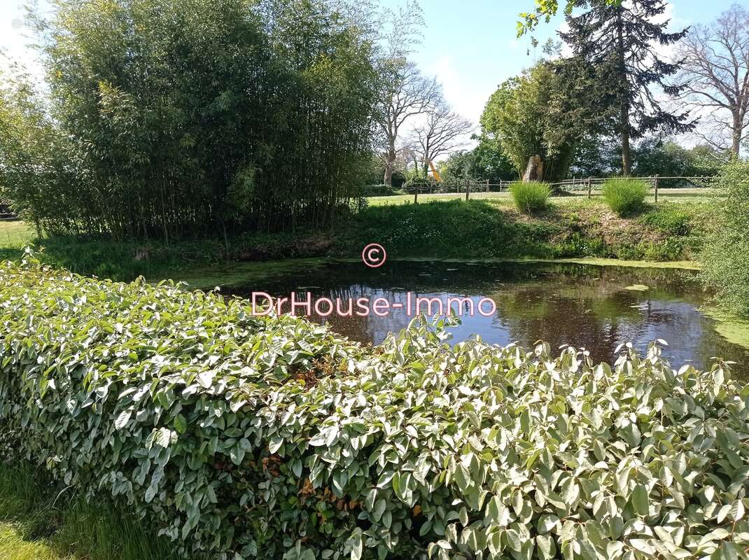 Maison à COMMEQUIERS