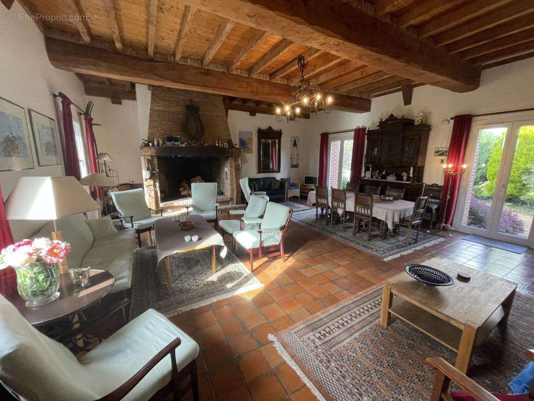 Maison à SAINTE-HELENE-BONDEVILLE