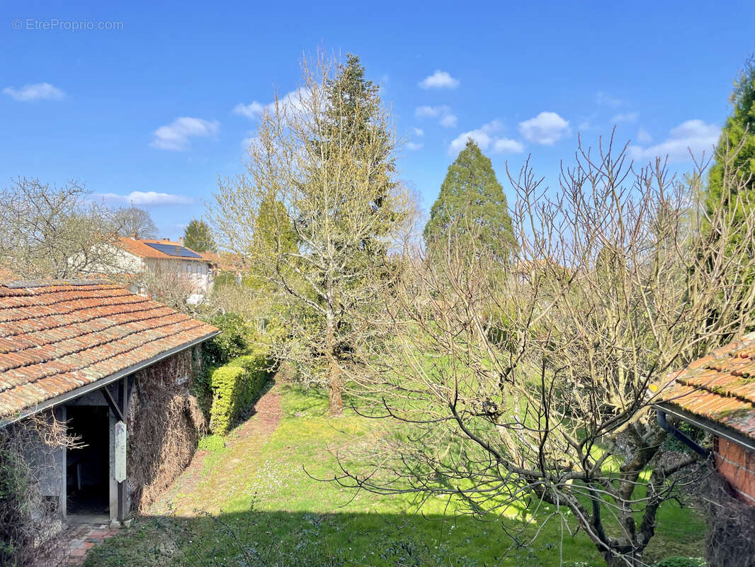 Maison à ROUMAZIERES-LOUBERT