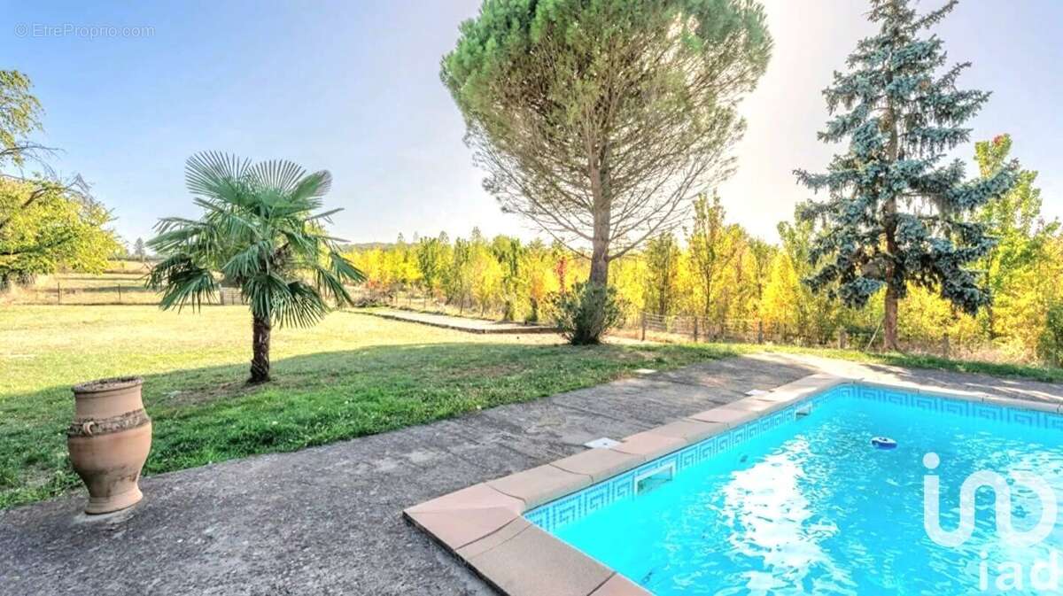 Photo 5 - Maison à MARCILLY-D&#039;AZERGUES