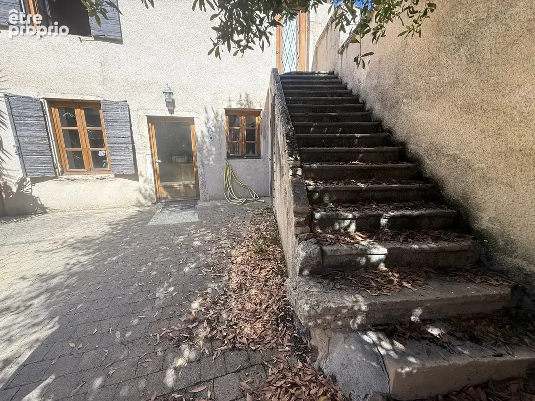 Maison - 142 m2 - 4 pièces - photo 8