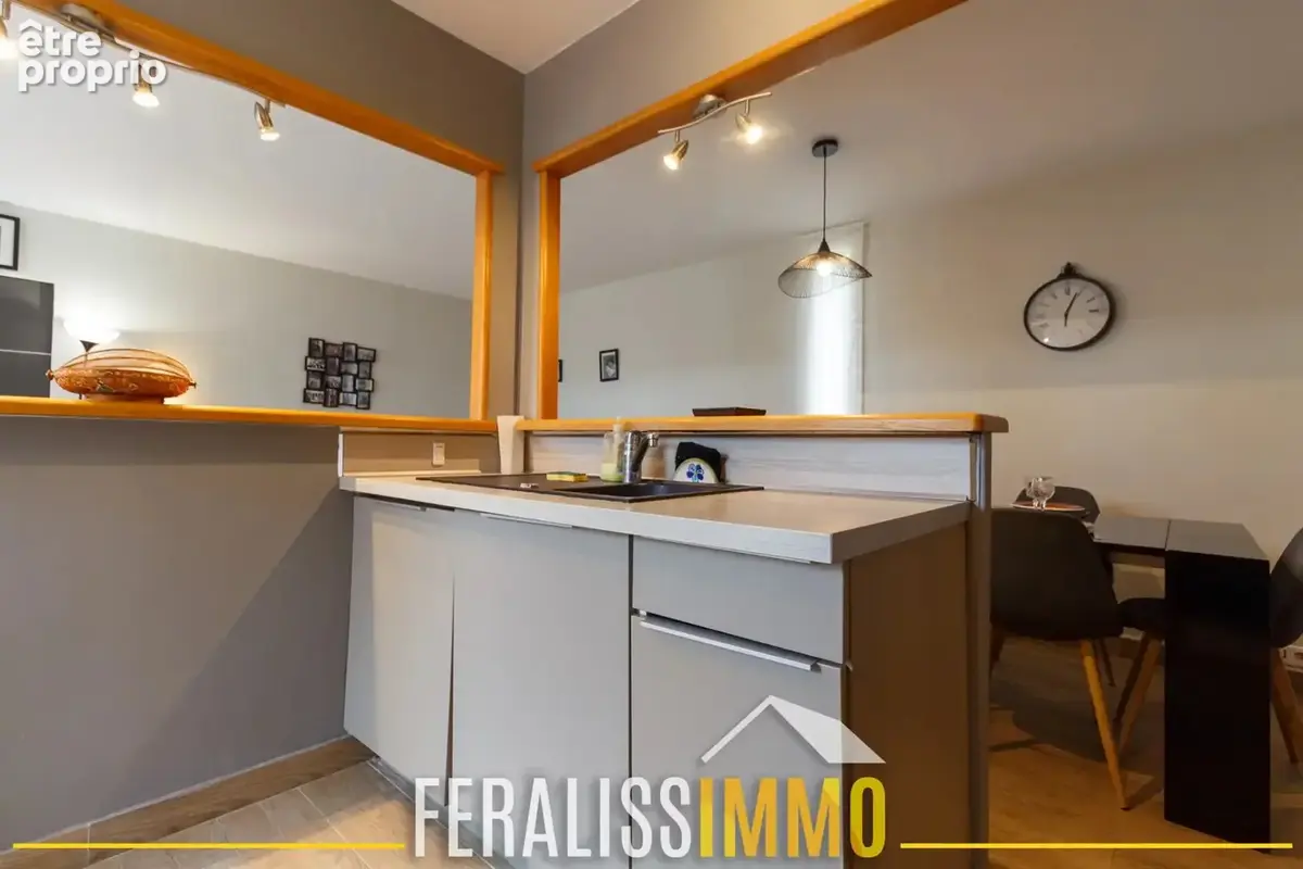 Spacieux et lumineux appartement dans quartier recherché - photo 2